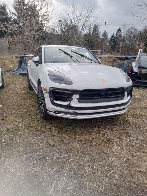 Porsche Macan I T PDK 2024