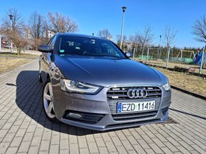 Audi A4 B8 2.0 TDI DPF Attraction 2012