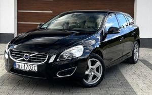 Volvo V60 I D3 Summum 2012