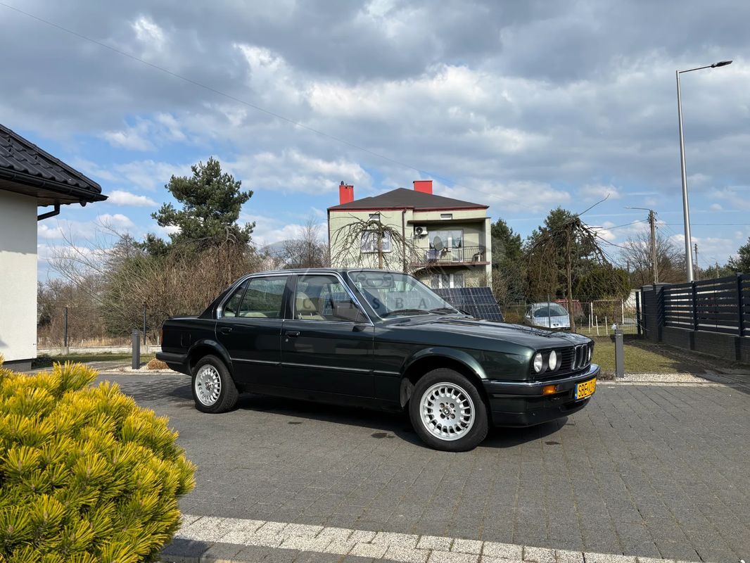 BMW 3 Series E30 325e 1985