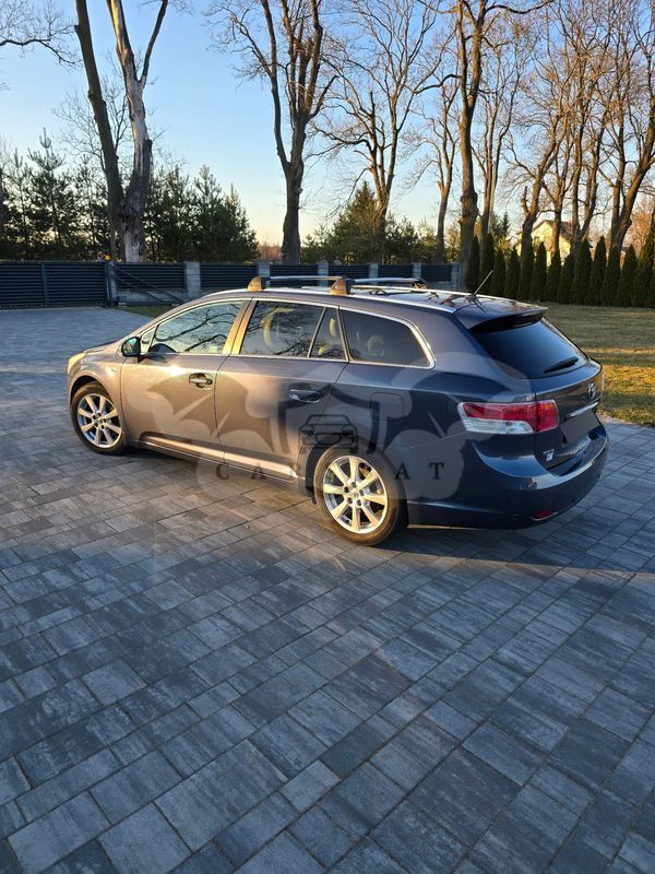 Toyota Avensis III 2.2 D-4D Prestige NAVI 2009