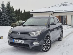 Ssangyong / KG Mobility Tivoli e-XDi 160 4WD Sapphire 2015