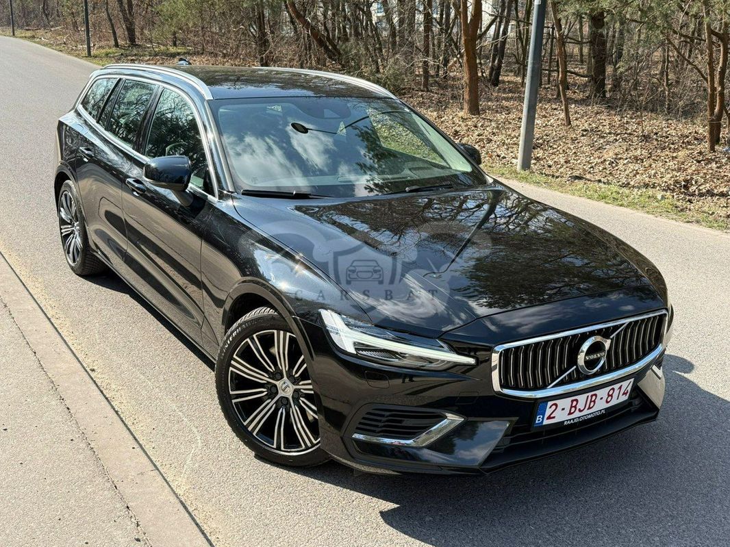 Volvo V60 II T6 AWD Plug-In Hybrid Inscription Expression 2022