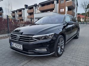 Volkswagen Passat B8 2.0 TDI 4Mot Elegance DSG 2021