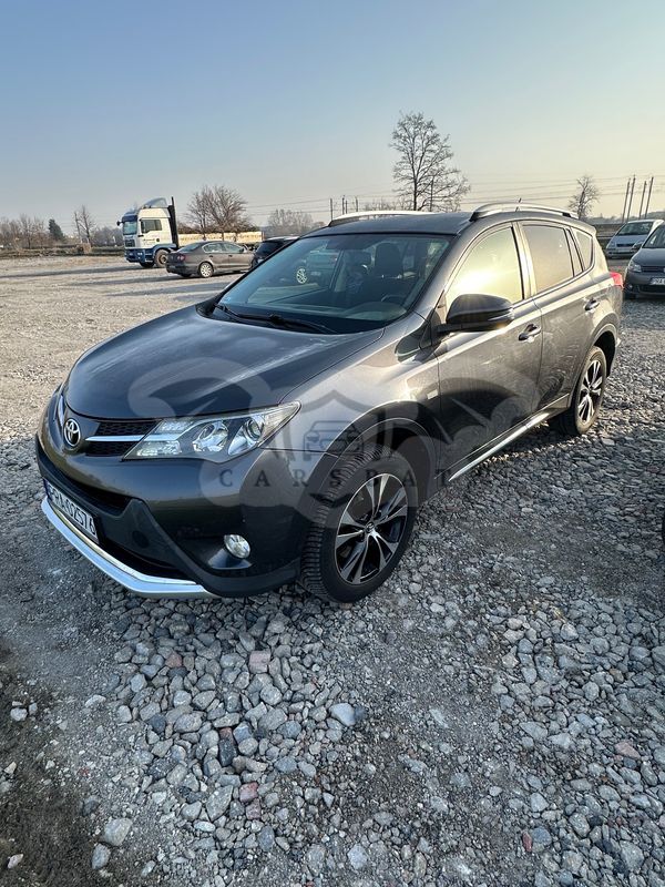 Toyota Rav4 IV 2.2 D-4D 4x2 Travel 2015