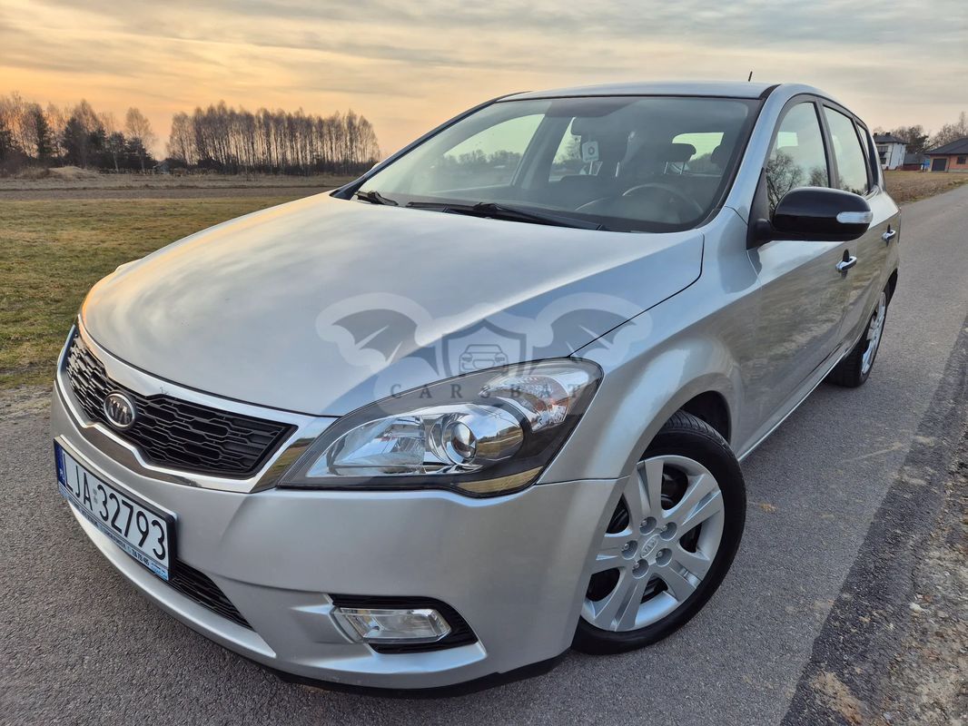 Kia Ceed I 1.6 CRDi Spirit 2011