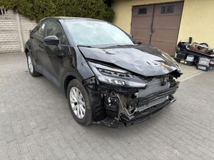 Toyota C-HR 2025