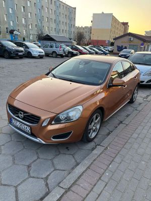 Volvo S60 II D3 2010