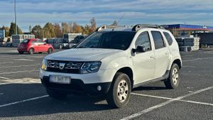Dacia Duster I 1.6 SCe Laureate S&S 2015