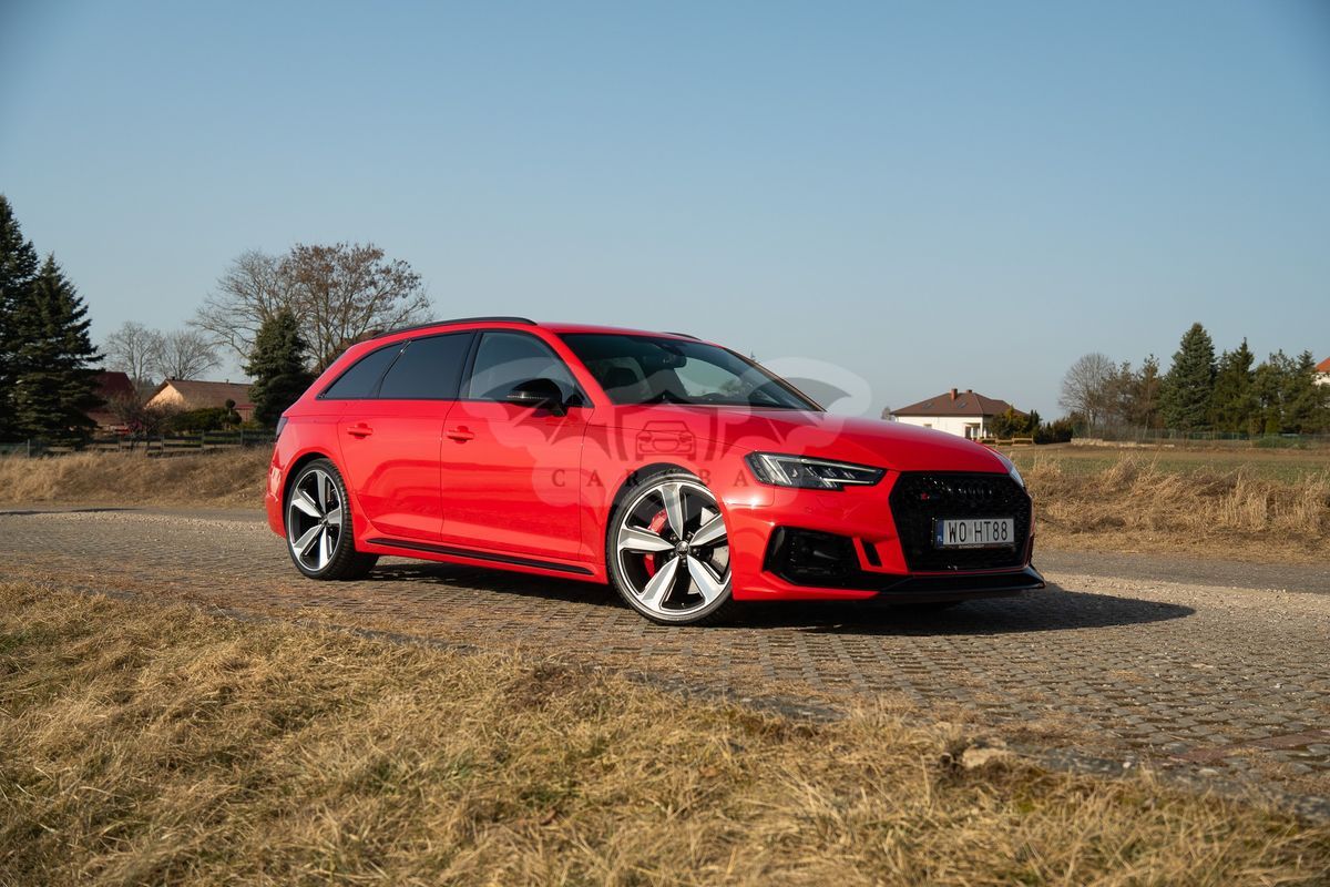 Audi RS4 2018