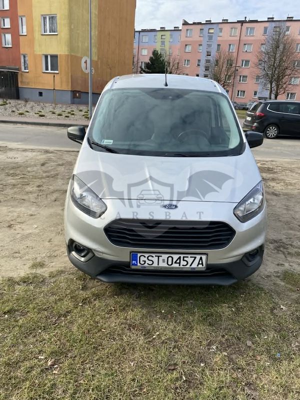 Ford Transit Courier 2021