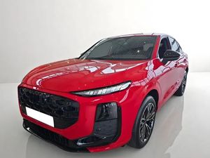 Audi Q3 III TFSI mHEV 110 kW S tronic 2025