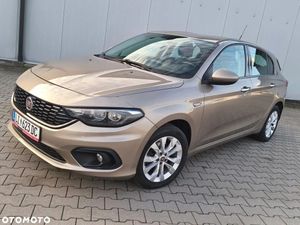 Fiat Tipo II 1.4 T-Jet Lounge 2016