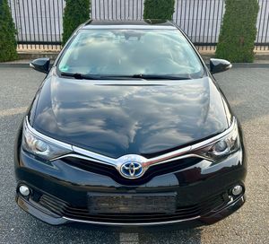 Toyota Auris II 2016