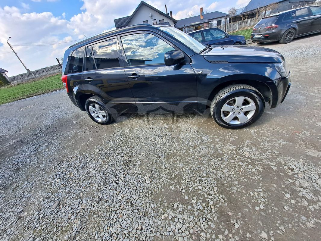 Suzuki Grand Vitara II 2.7 V6 2006