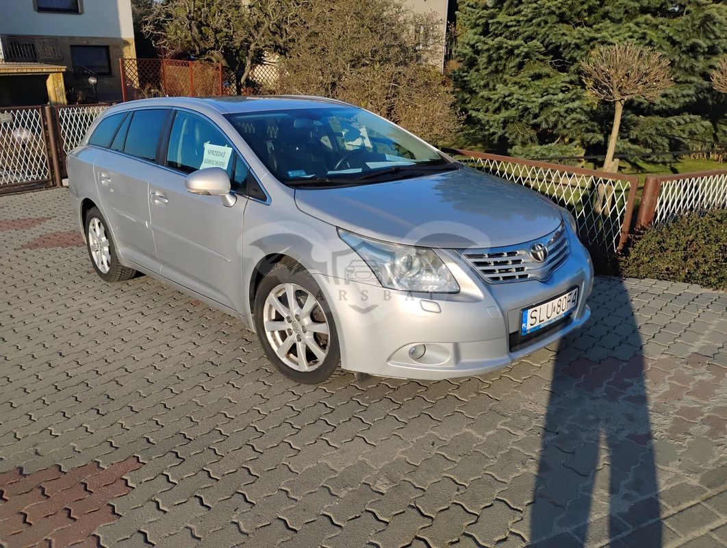 Toyota Avensis III 2.0 D-4D Premium 2011