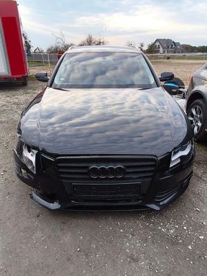 Audi A4 B8 2.0 TDI DPF Ambiente 2011