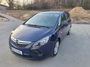 Opel Zafira C 2016