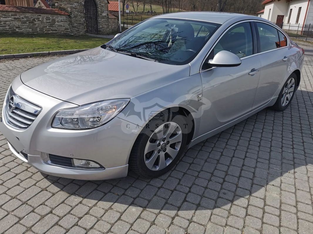 Opel Insignia A 2.0 T Cosmo 2010