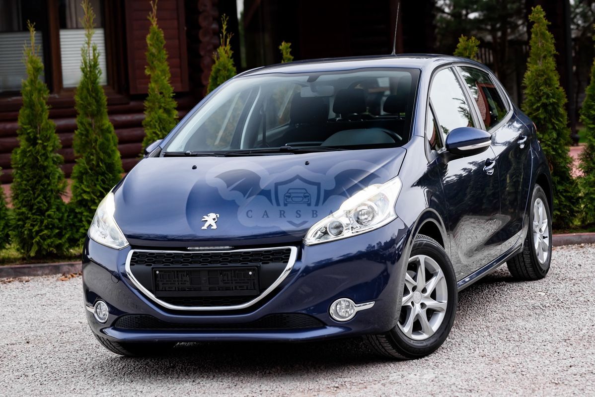 Peugeot 208 I PureTech 82 Allure 2013