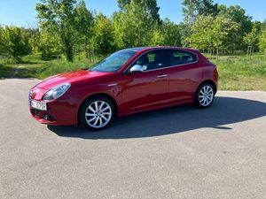 Alfa Romeo Giulietta 1.4 TB MultiAir Distinctive 2011