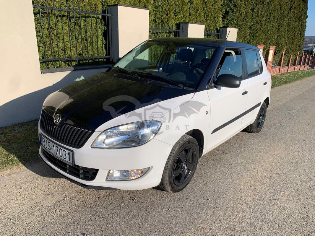 Skoda Fabia II 1.2 HTP Cool Colour Edition 2013