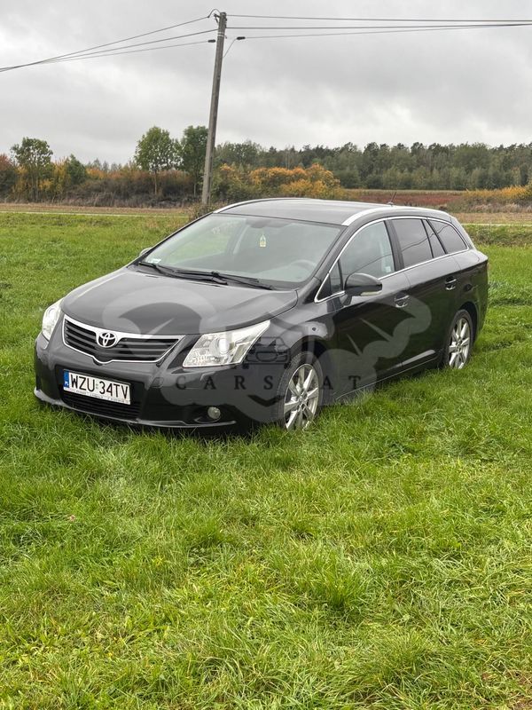 Toyota Avensis III 1.8 Premium 2010