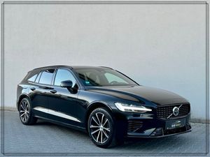 Volvo V60 II T6 AWD Plug-In Hybrid Plus Dark 2023