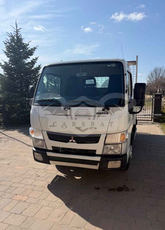 Mitsubishi Fuso Canter 2020