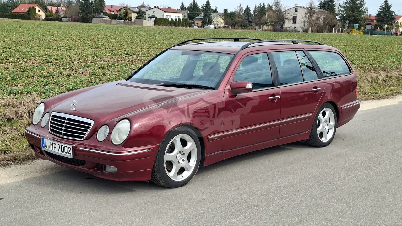 Mercedes-Benz E W210 2002