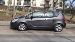 Opel Meriva II 1.4 Cosmo 2010