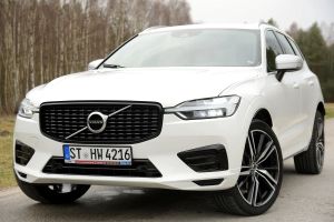 Volvo XC60 II D4 AWD Geartronic RDesign 2018