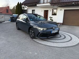 Volkswagen Golf VIII 2.0 TDI SCR DSG Active 2023