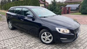 Volvo V60 I D2 Momentum 2015