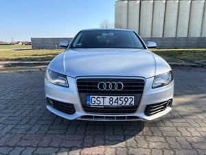 Audi A4 B8 2.0 TDI 2011