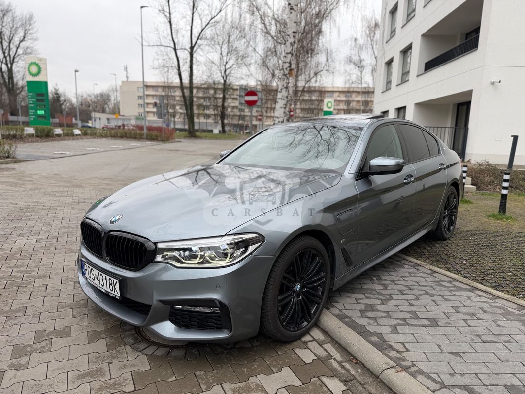 BMW 5 Series G30/G31 530e iPerformance M Sport sport 2017