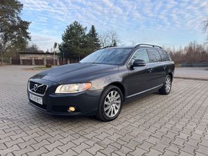 Volvo V70 III 2011