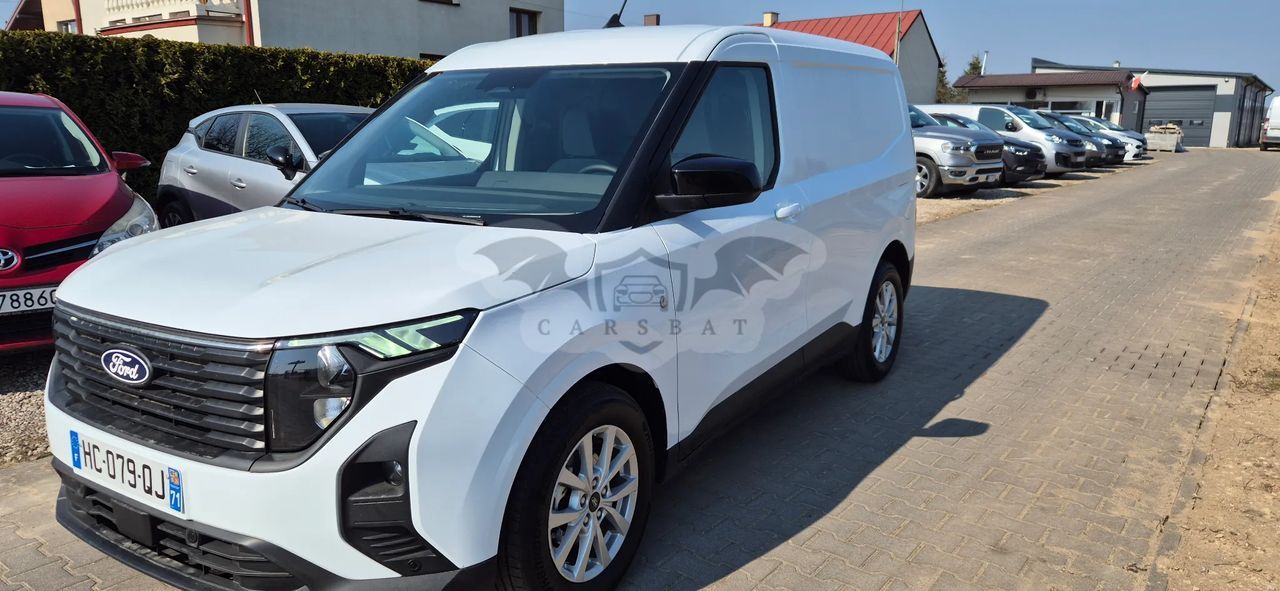 Ford Transit Courier 2025