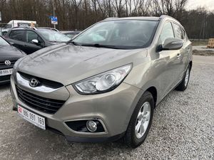 Hyundai ix35 2.0 CRDi Premium 2WD 2011