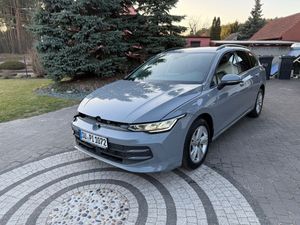 Volkswagen Golf VIII 1.5 eTSI OPF DSG Life 2025