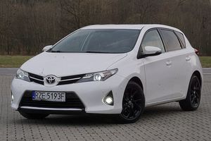 Toyota Auris II 2013