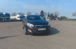 Opel Astra J 1.4 Turbo 2012