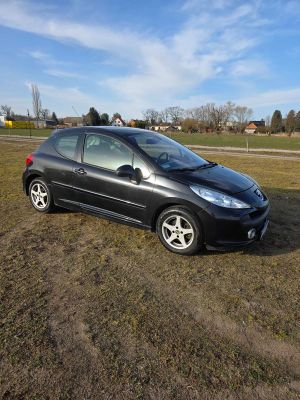Peugeot 207 2006