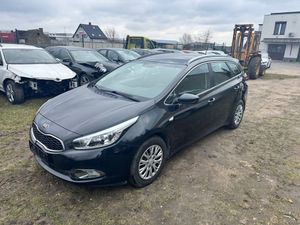 Kia Ceed II 1.4 CVVT ISG Dream Team Edition 2014