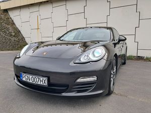 Porsche Panamera Diesel 2012