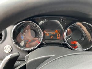 Peugeot 3008 I 2.0 HYbrid4 2013