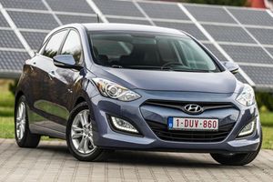 Hyundai i30 II blue 1.6 CRDi Style 2013