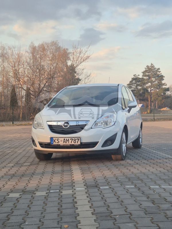 Opel Meriva II 1.4 Innovation 2011