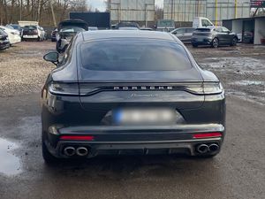 Porsche Panamera 4 Platinum Edition 2022