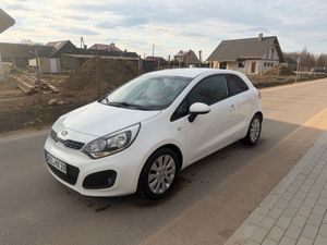 Kia Rio III 1.2 Dream Team Edition 2014